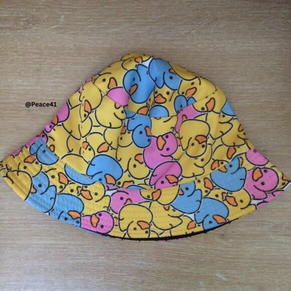 Unisex Reversible Duck Bucket Hat 🦆 Fun Duck Print / Sleek Black – Like New - Picture 3 of 7